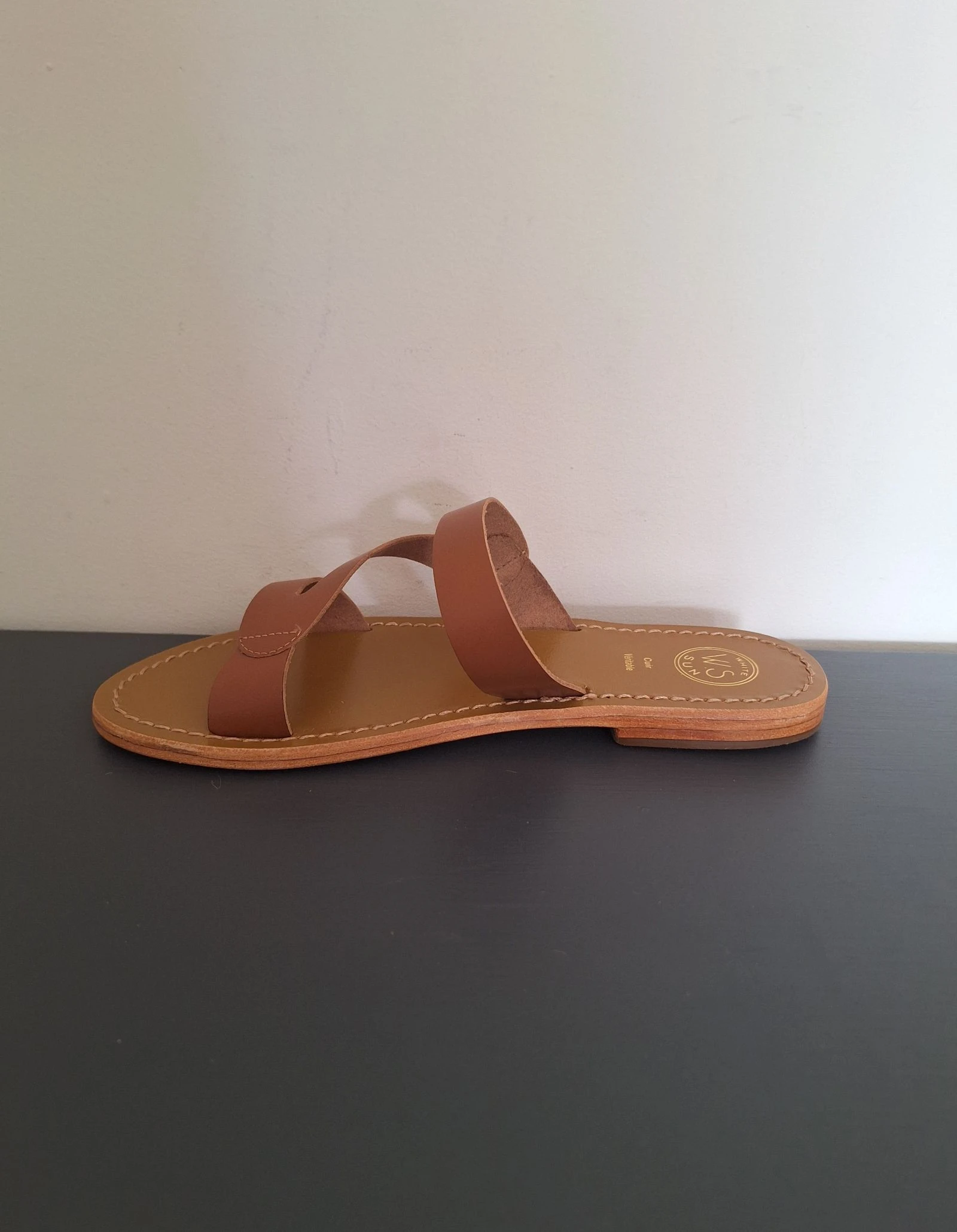 Novas sandálias/chinelas de couro marrom White Sun tamanho 38 – photo 3